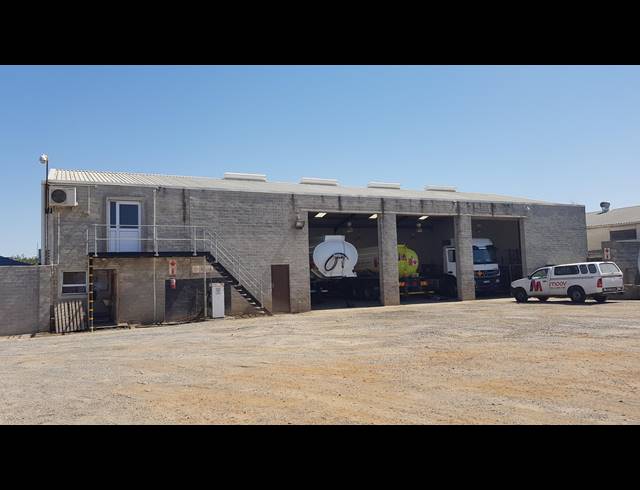 500M² FACTORY TO LET IN KRAAIFONTEIN INDUSTRIA